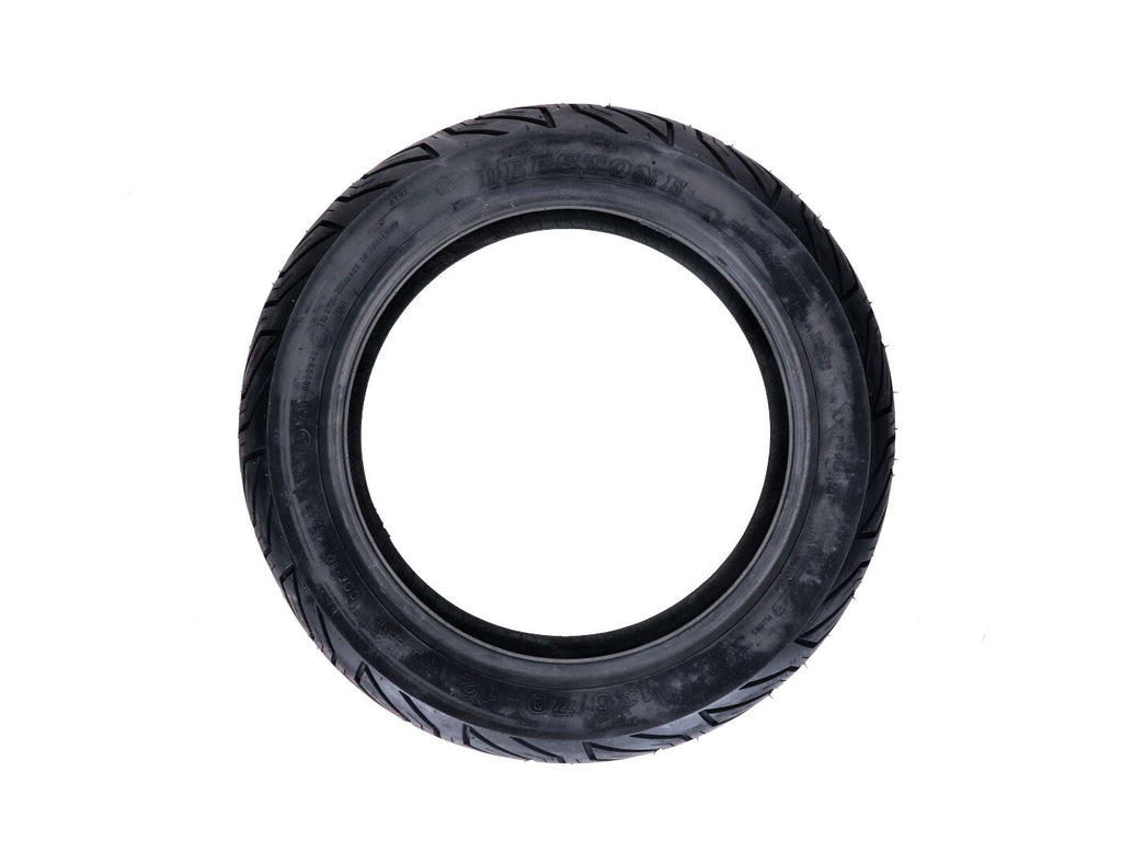 Buitenband Deestone Grip X 130/70x12 — Tubeless (o.a. Vespa Sprint/Primavera, GTS, Gilera Runner achterband)